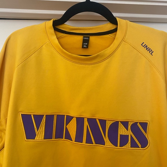 UNRL Minnesota Vikings Crewneck Sweatshirt limited edition SOLD OUT Gold/Purple - Picture 2 of 4